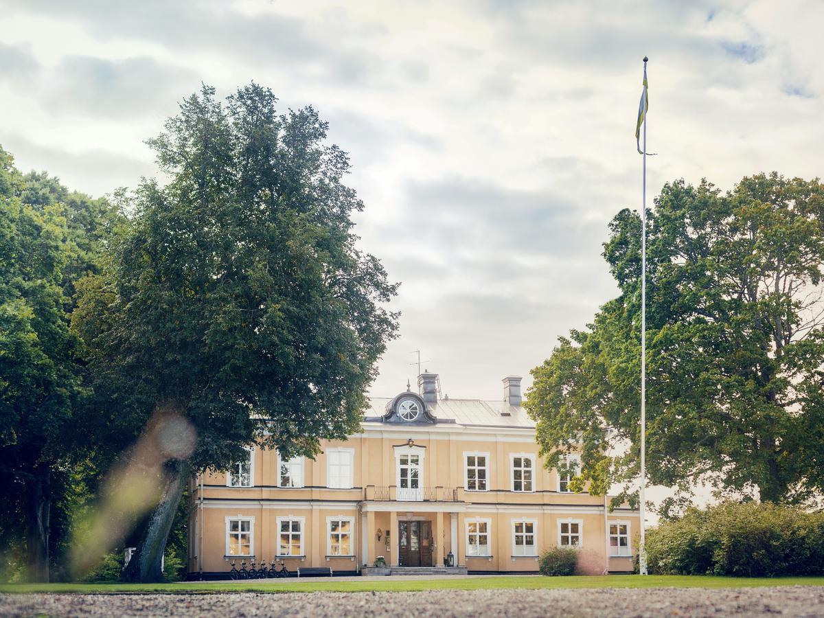 Thoresta Herrgard Bro Экстерьер фото